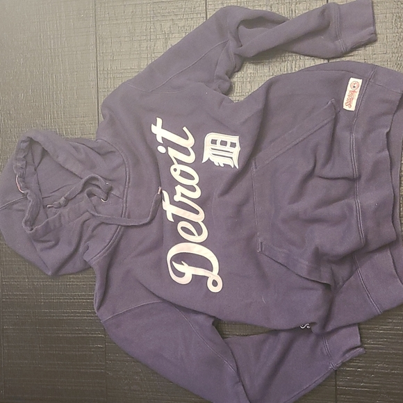Stitches Tops - Detroit Tigers Hoodie
